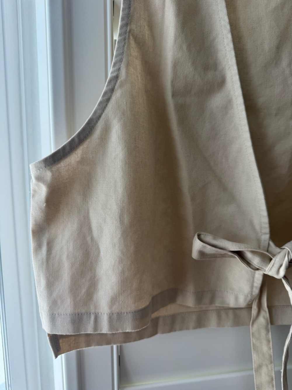 Cotton/Linen Blend Beige Tie-Front Vest M - Picture 5 of 6